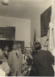 Inauguração da placa com os nomes dos formandos da Escola Politécnica. 30/12/1952.