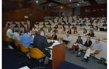 Palestra de abertura, no Auditório do RDC. Fotógrafo Antônio Albuquerque. Acervo Núcleo de Memória.